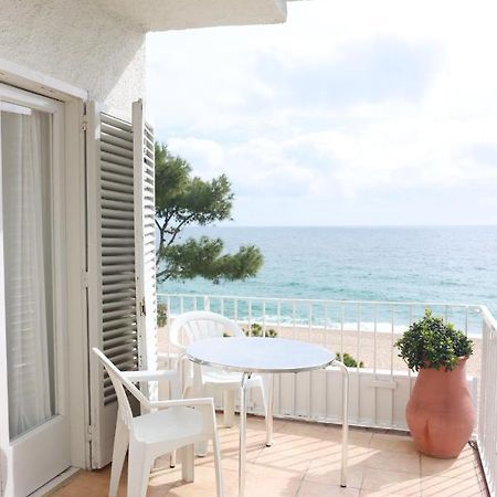 Apartamentos Aromar Platja d'Aro Luaran gambar